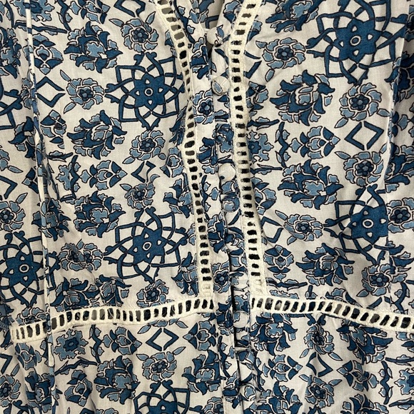 Miss June - Picture 2 of 10